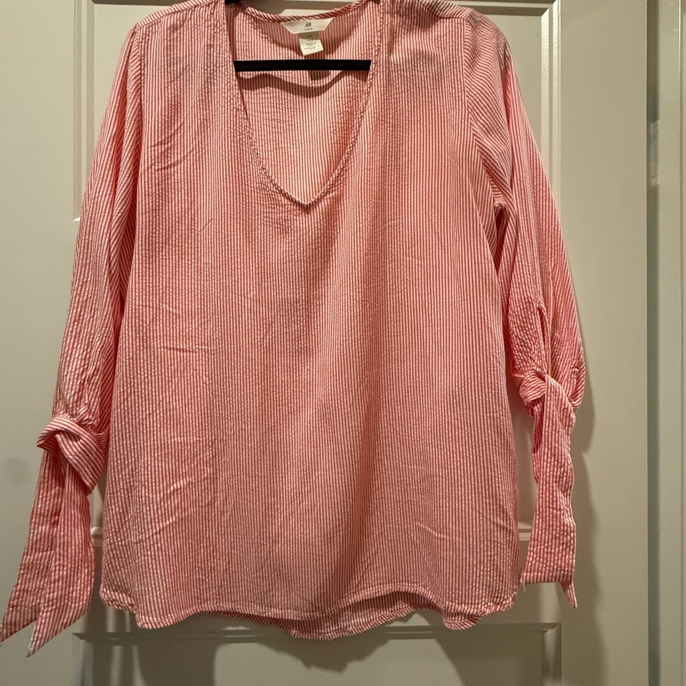 H&M Pink Striped V-Neck Tie-Sleeve Blouse